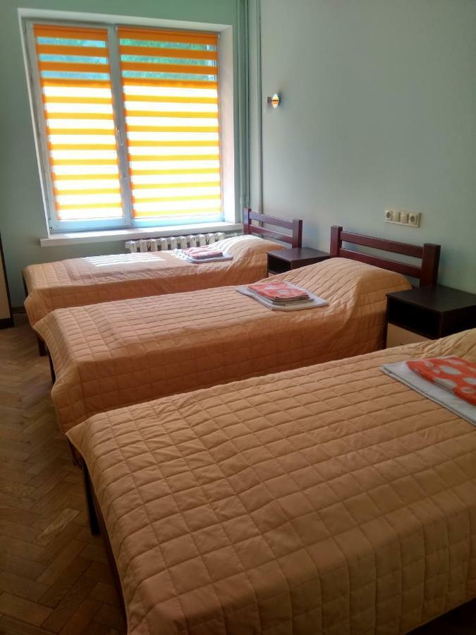 Hotel Tsentralnoho Budynku Khudozhnyka Kiev Dış mekan fotoğraf